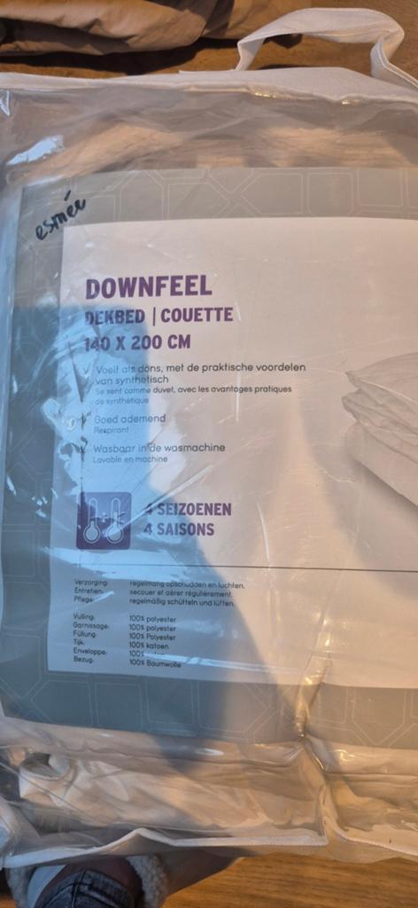 Downfeel Dekbed 4-seizoenen 140x200 cm - Zo goed als n, Eenpersoons, Wit, Ophalen of Verzenden, Deken of Dekbed
