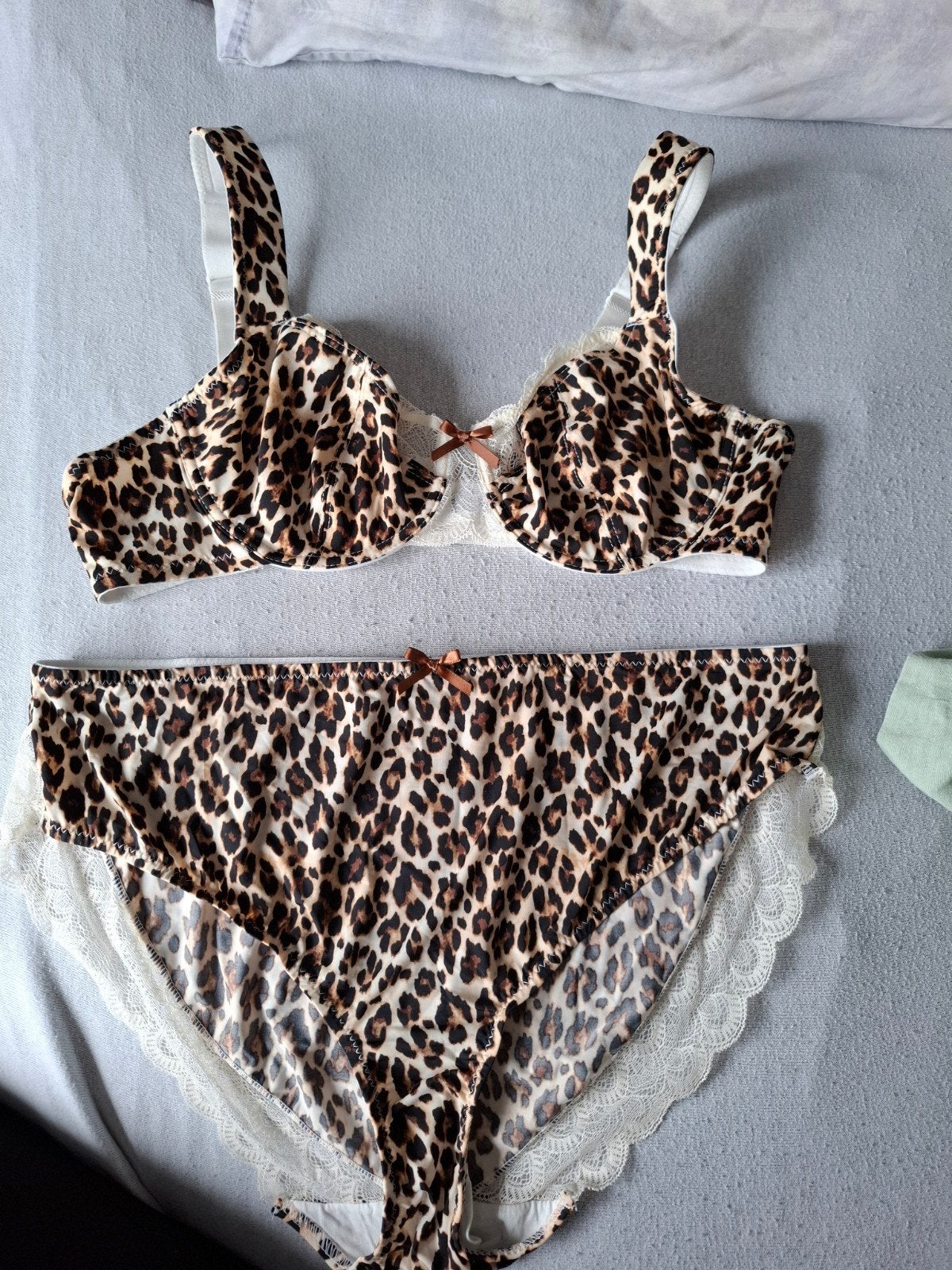 nieuw lingerie setje maat 90c en slip XXL, Kleding | Dames, Ondergoed en Lingerie, Janina, Ophalen of Verzenden, Zwart, Setje