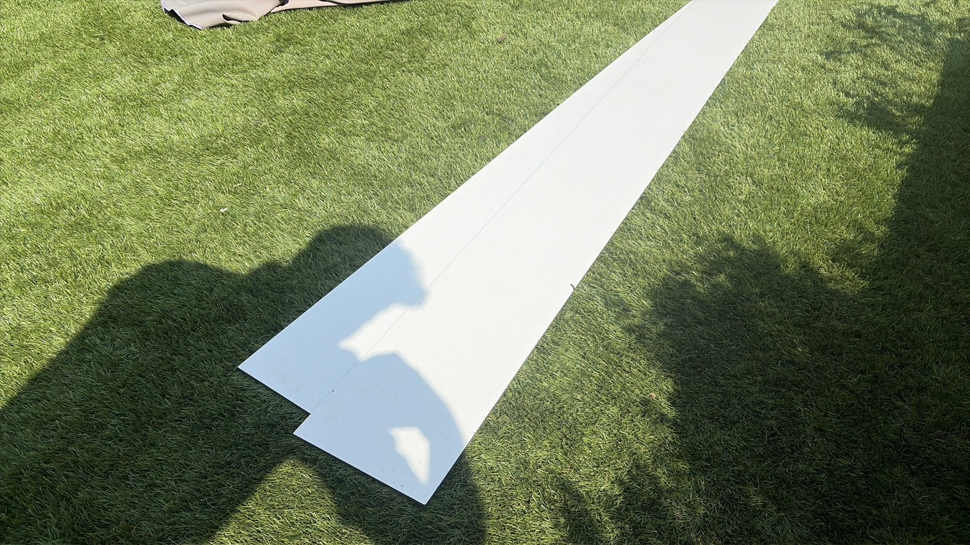 Trespa 305cm x 22cm (2 stuks) ral 9010, Doe-het-zelf en Verbouw, Plinten en Afwerking, Ophalen, Zo goed als nieuw, Mdf, 200 tot 250 cm