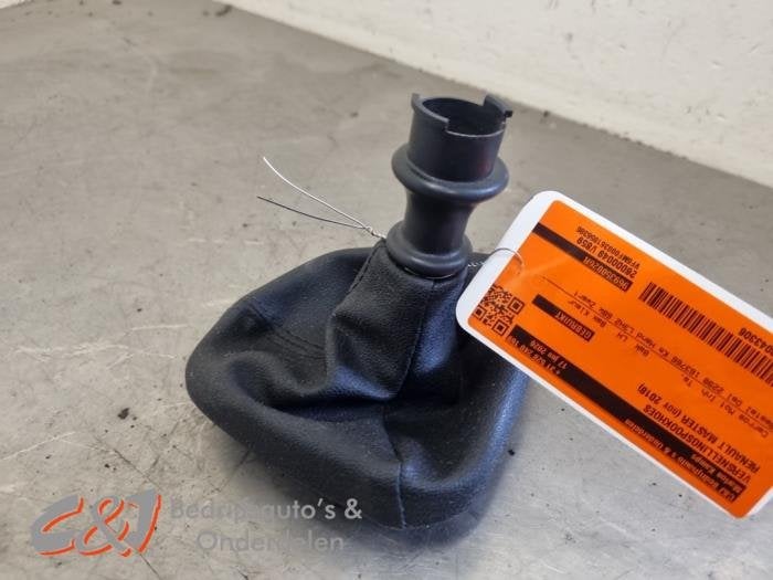 Versnellingspookhoes van een Renault Master, Gebruikt, -, Renault, -