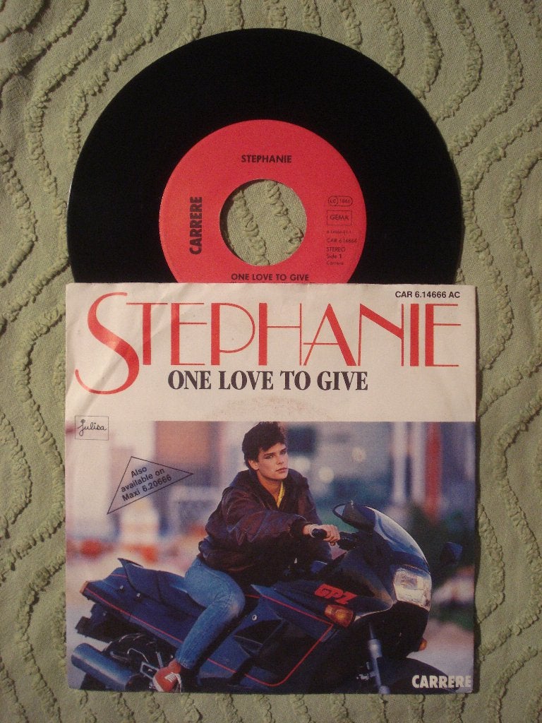 Stephanie 7" Vinyl Single: ‘One love to give’ (Duitsland), Ophalen of Verzenden, Zo goed als nieuw, 7 inch, Pop