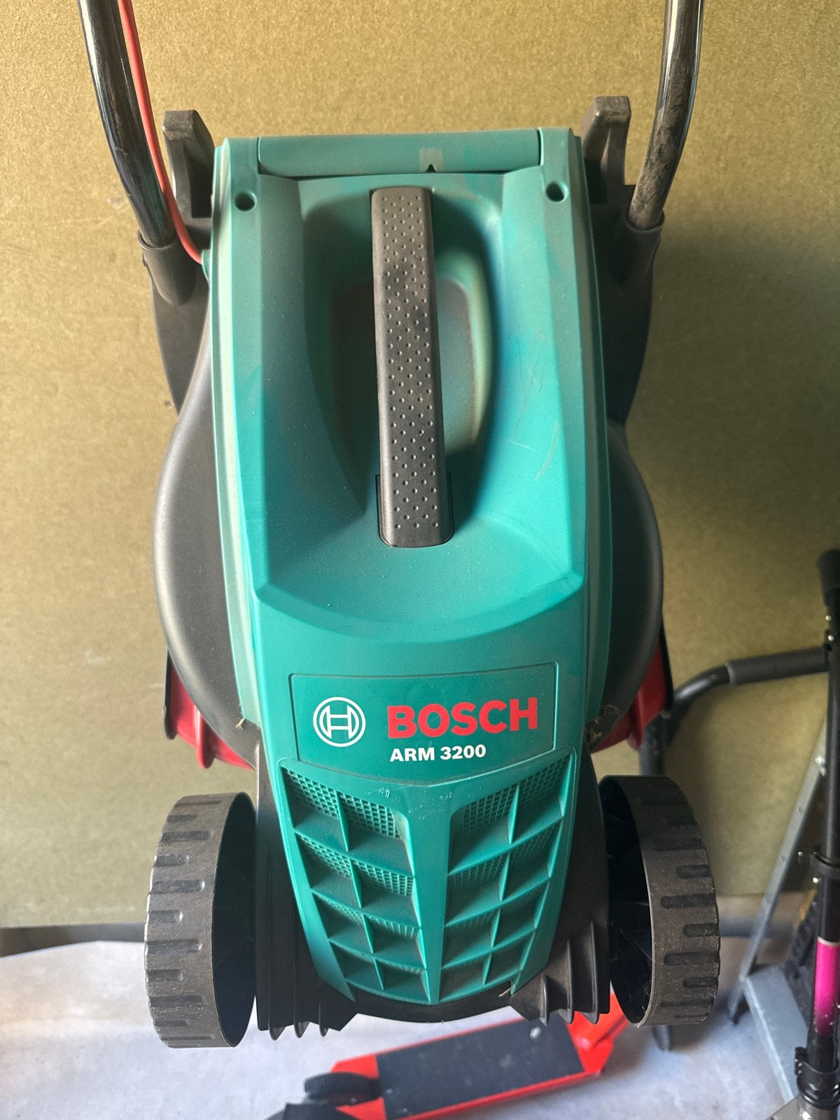 Bosch ARM 3200 Grasmaaier, Ophalen, Cirkelmaaier, Gebruikt, Elektrische grasmaaier