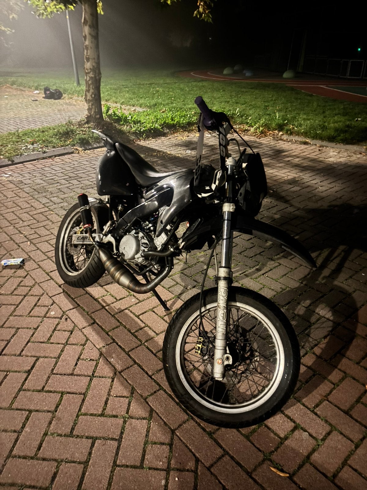 Peugeot xps 2005 Snelle stage6 77, Ophalen, 6 versnellingen, Zo goed als nieuw