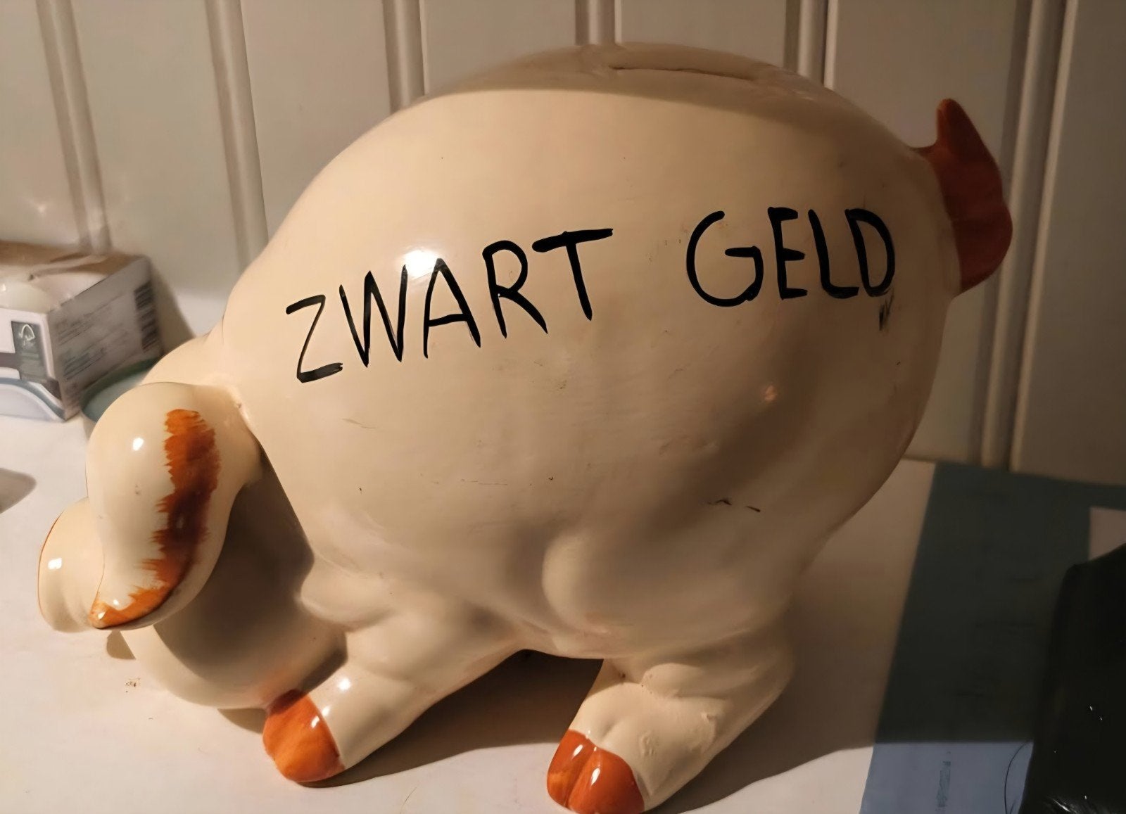 Groot Spaarvarken "Zwart Geld" - Zeer Goede Staat, Antiek en Kunst, Ophalen of Verzenden