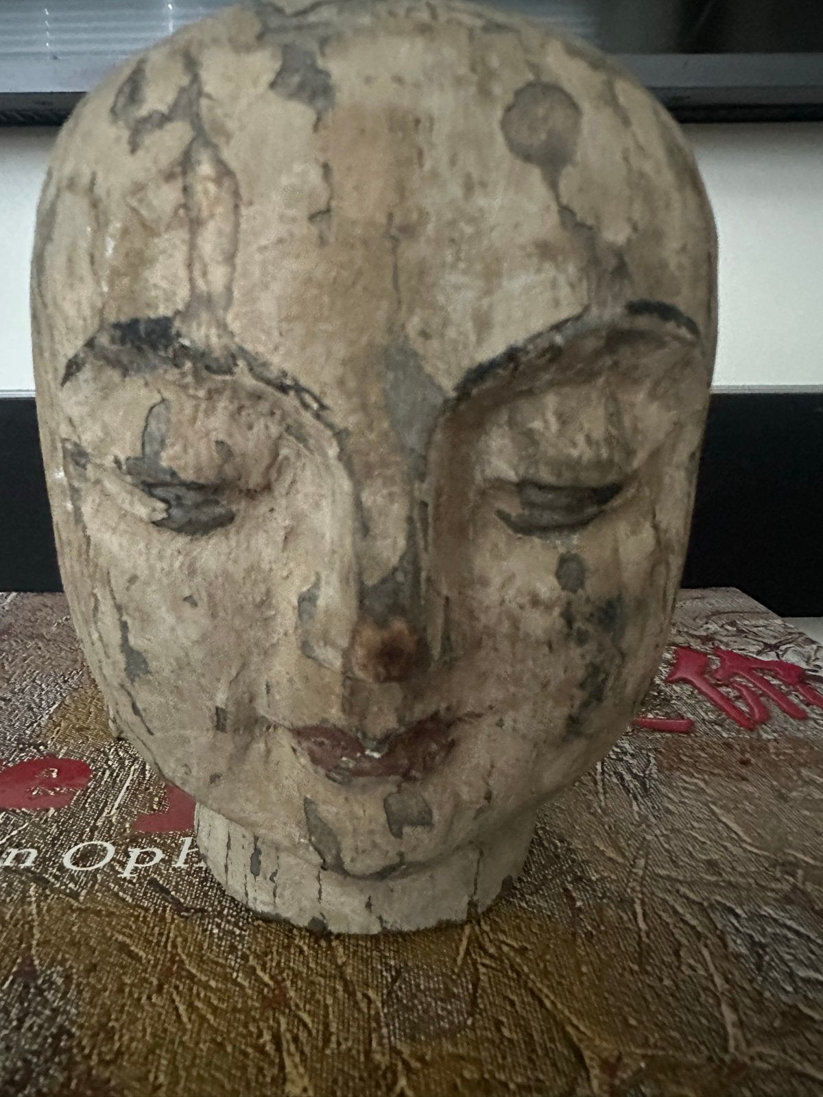 Polychroom houten hoofd van een Bodhisattva 18 e Tibet, Ophalen, Minder dan 20 cm, Buste, Hout