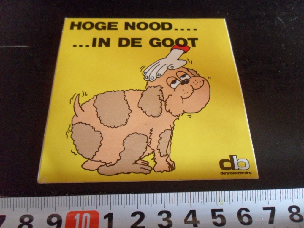 sticker hoge nood ... in de goot - hond dierenbescherming, Ophalen, Zo goed als nieuw