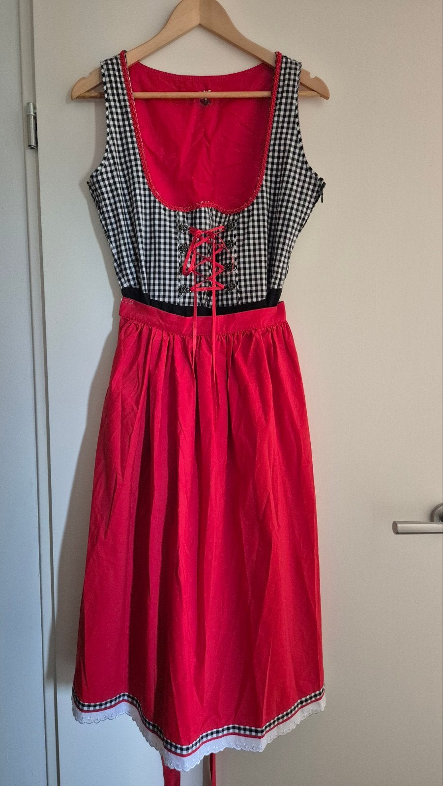 Oktoberfest Dirndl Jurk  -  Maat M, Kleding, Ophalen, Maat 38/40 (M), Overige thema's
