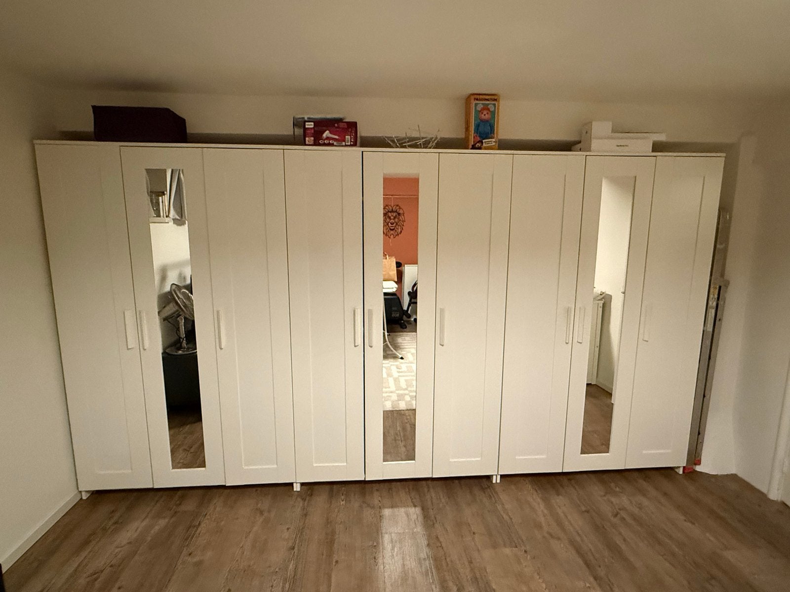 3 grote witte Brimnes Ikea kledingkasten met spiegeldeuren, Wit tijdloos, 100 tot 150 cm, Ophalen of Verzenden, Zo goed als nieuw