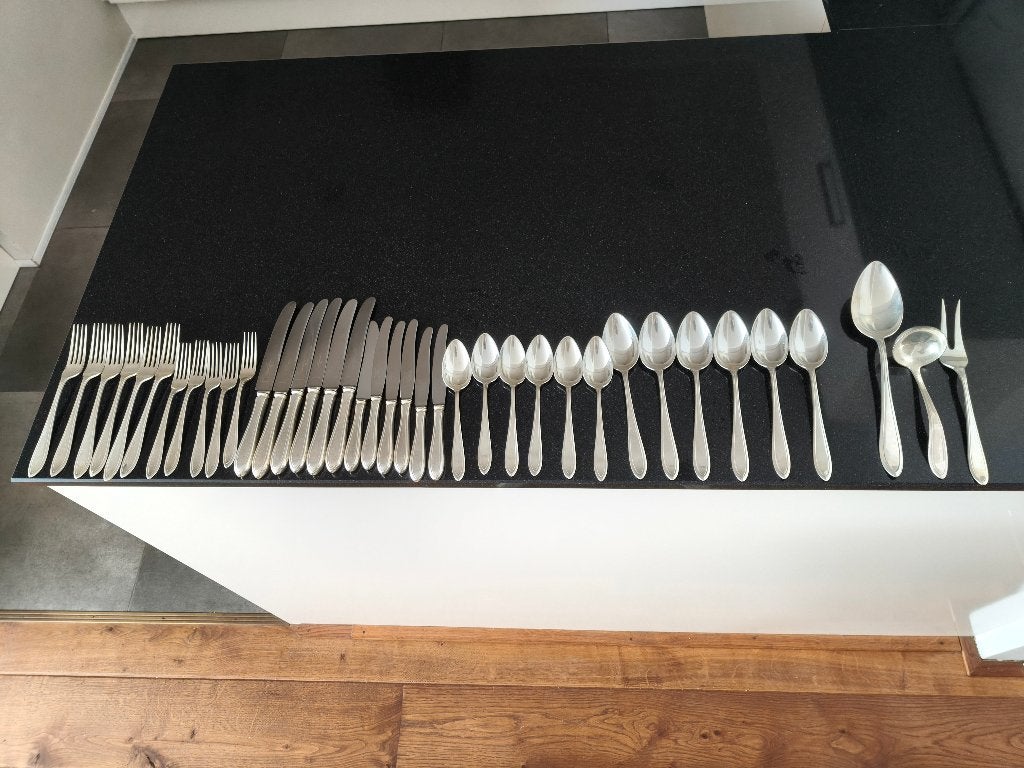 Keltum verzilverd bestek Haags Lofje, Ophalen