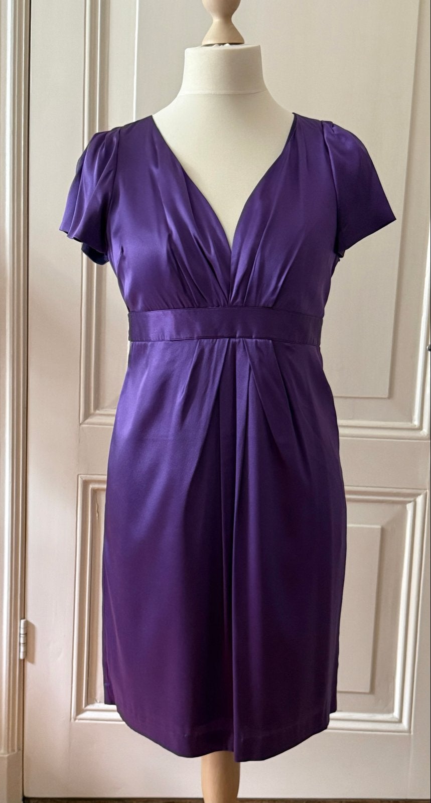 Nieuwe zijden paarse jurk, korte mouw, maat M,  BYG/By Groth, Kleding | Dames, Jurken, Maat 38/40 (M), Paars, Nieuw, Ophalen of Verzenden