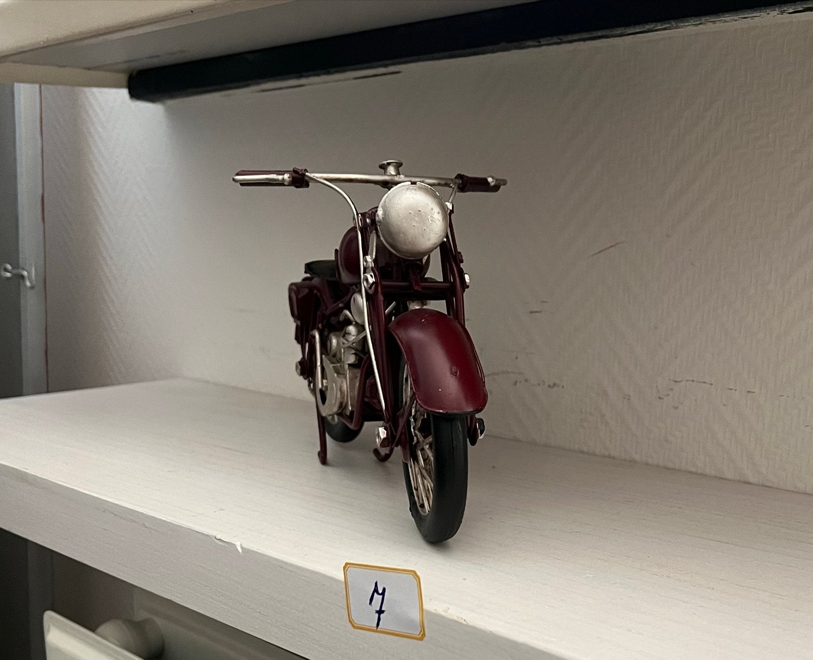Vintage modelmotorfiets - Decoratief verzamelobject, Overige merken, Gebruikt, 1:50 of kleiner, Overige typen