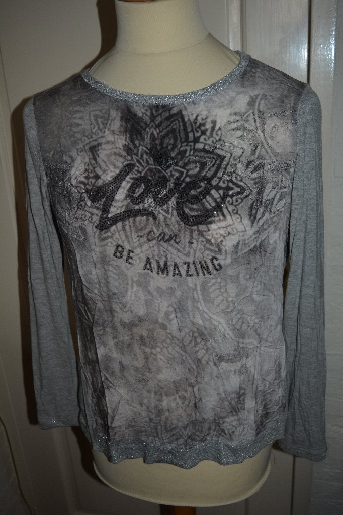 Monari, leuk grijs shirt met print en tekst, maat 40, Maat 38/40 (M), Monari, Ophalen of Verzenden, Zo goed als nieuw