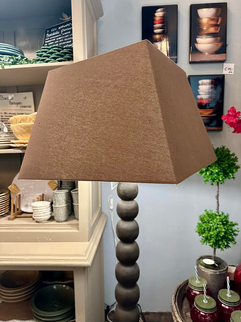 Mooie landelijke houten vloerlamp met linnen kap, Ophalen, Hoofdstraat 15, Nieuw, Info@ilfienile.nl