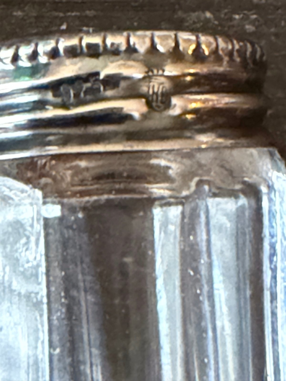 Antieke zilveren peper- en zoutstrooier, Antiek en Kunst, Ophalen of Verzenden, Zilver