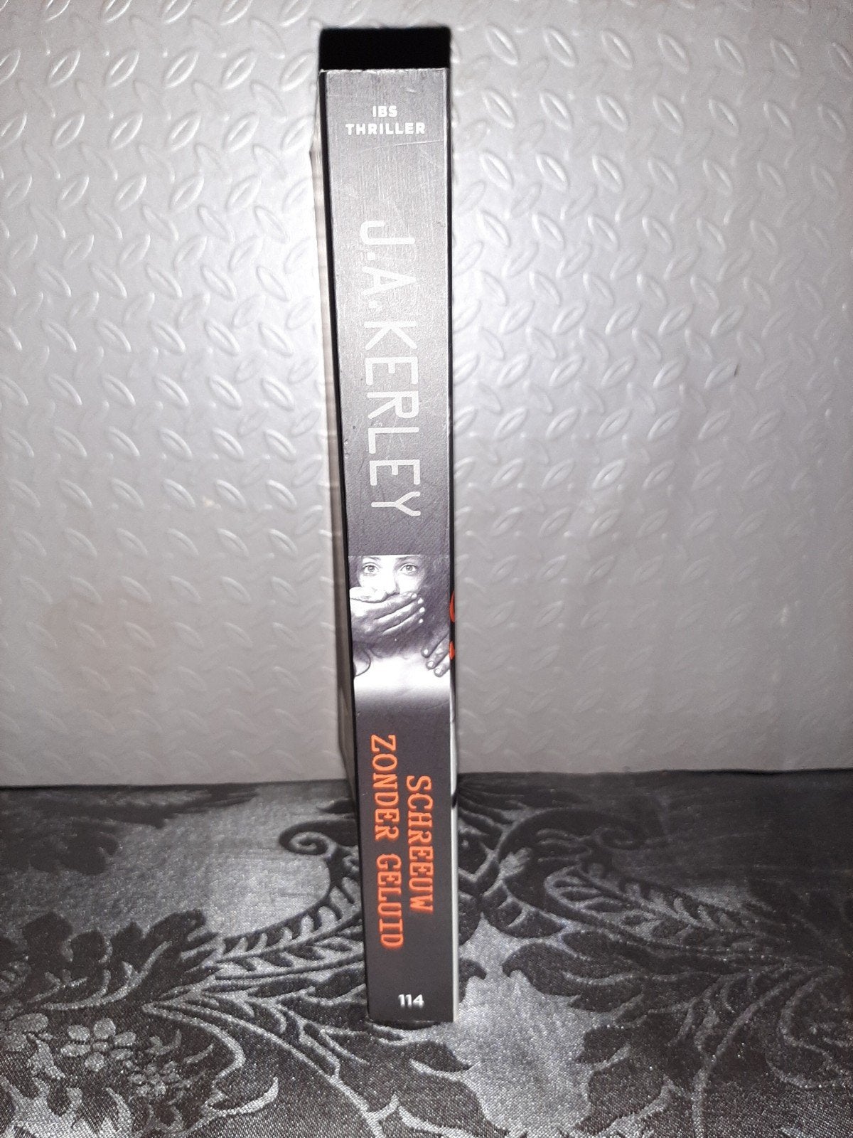 Schreeuw Zonder Geluid - J.A. Kerley (IBS Thriller), Boeken, Ophalen of Verzenden, Zo goed als nieuw, J.A. Kerley, Amerika
