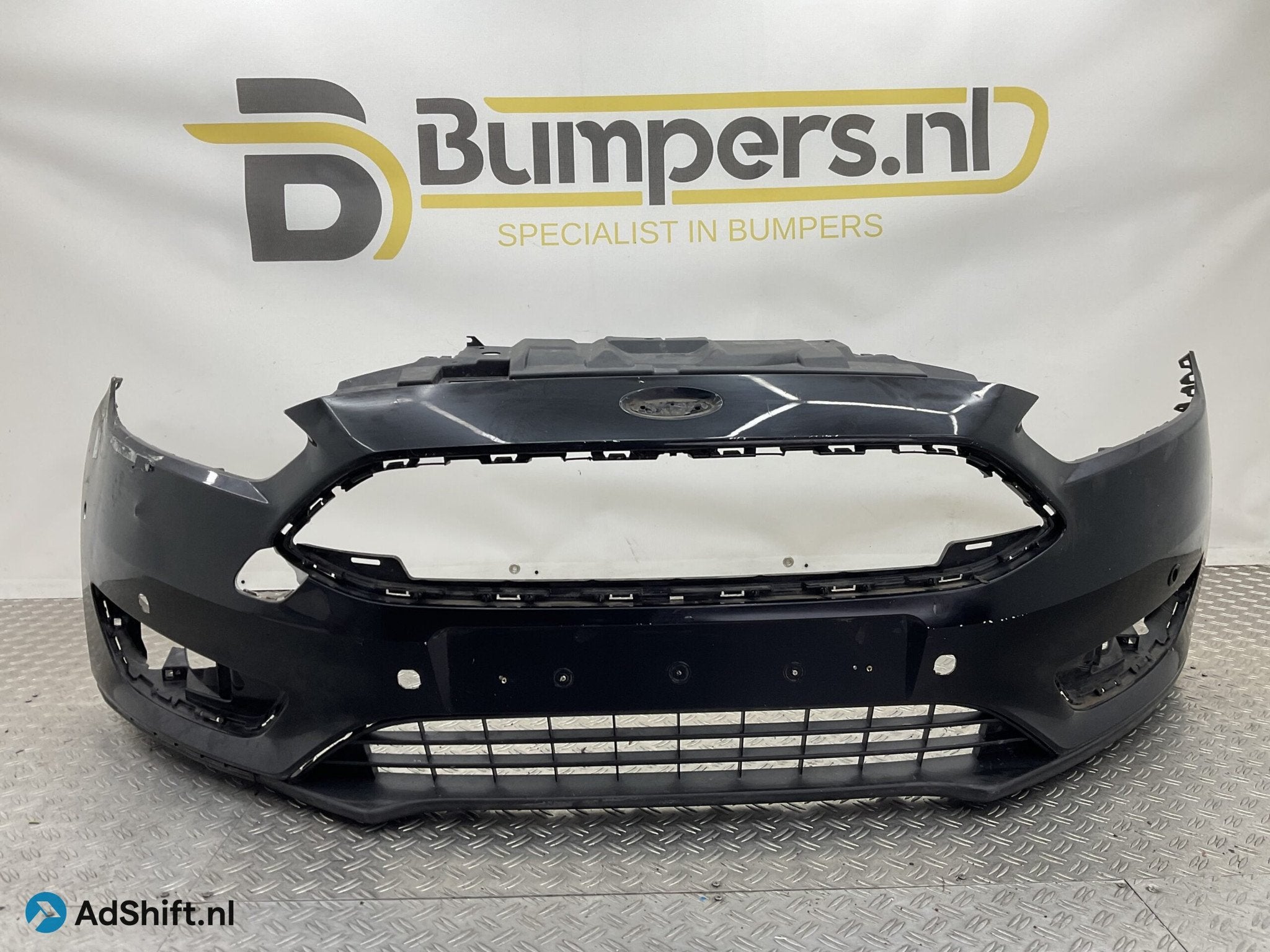 Bumper Ford Focus MK3 Facelift 14-18 F1EB-17757-A Voorbumper, Bumper