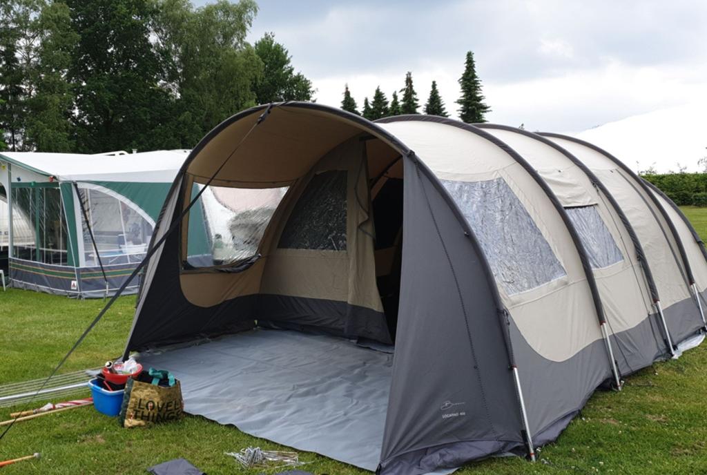 Bardani Locarno 400 tunneltent - Ruime 6-persoons tent, Ophalen