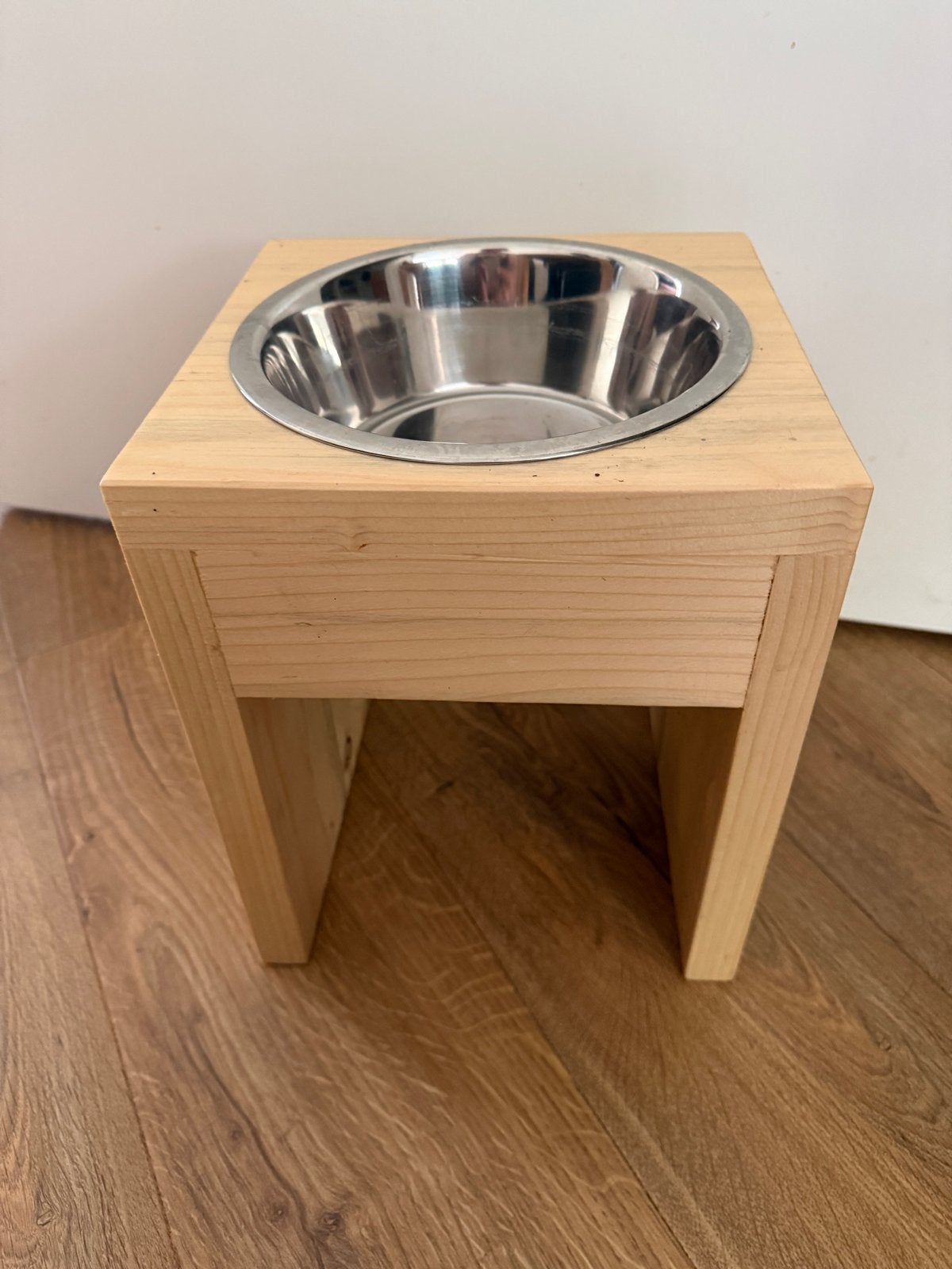 Voerbak voor hond   24x24x30, Ophalen of Verzenden, Nieuw