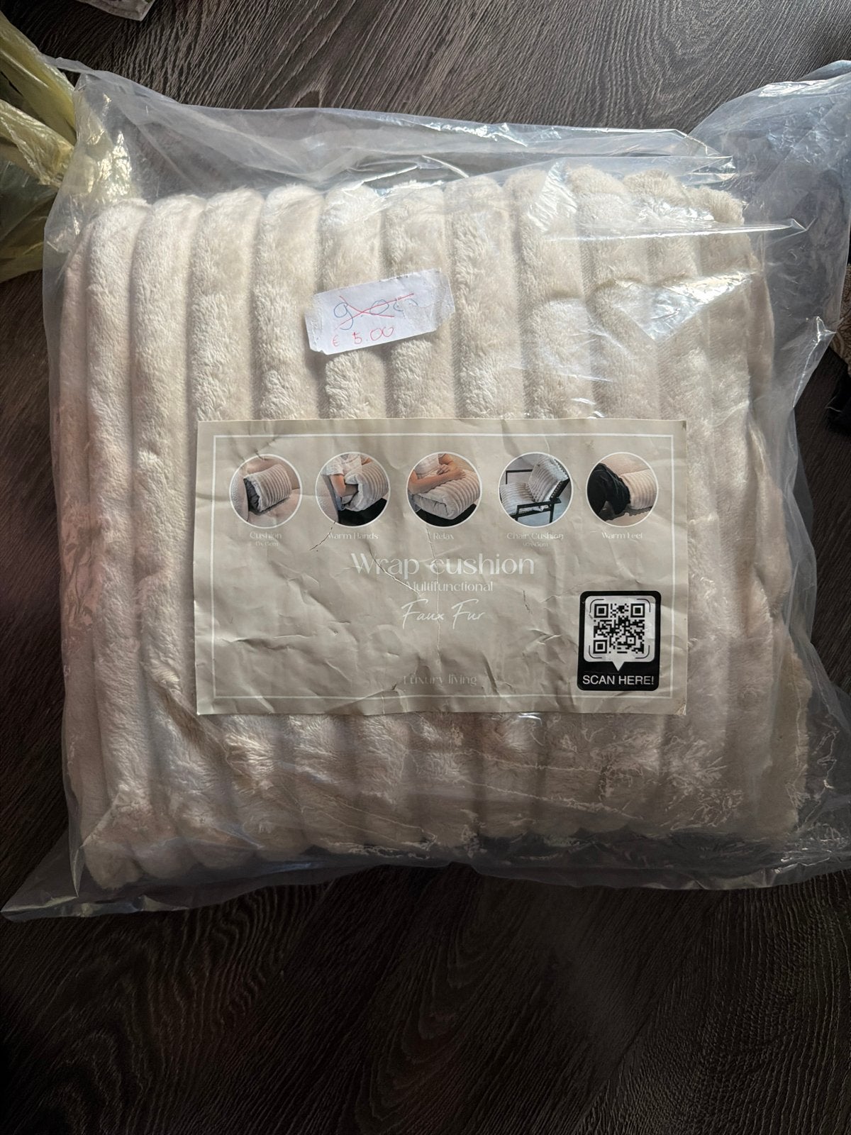 Multifunctioneel Faux Fur Wrap  deken tje - Beige, Ophalen of Verzenden, Nieuw