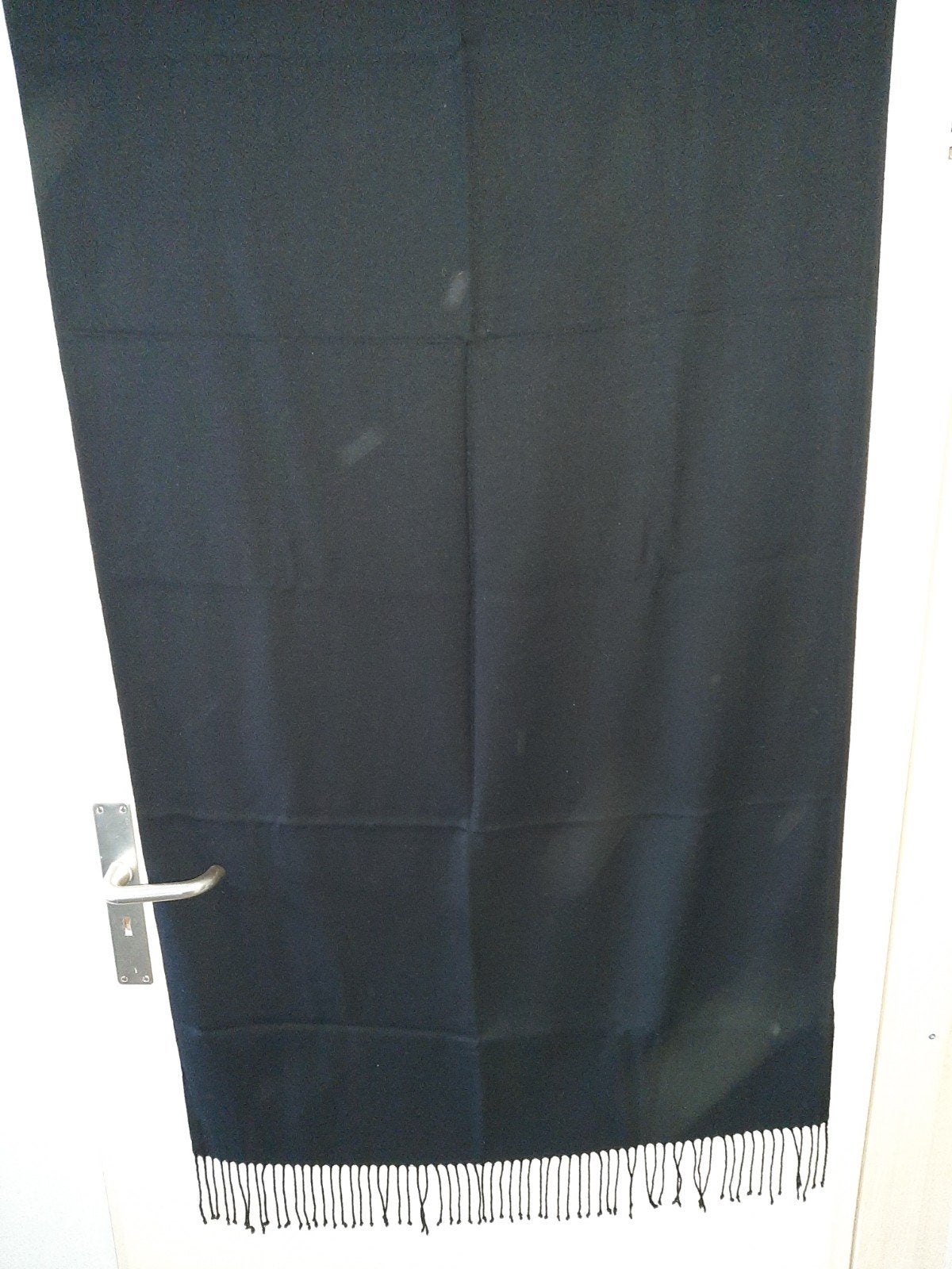 Elegante Zwarte Stola - Perfect voor elke gelegenheid, Kleding | Dames, Ophalen of Verzenden, Gedragen, Pashmina