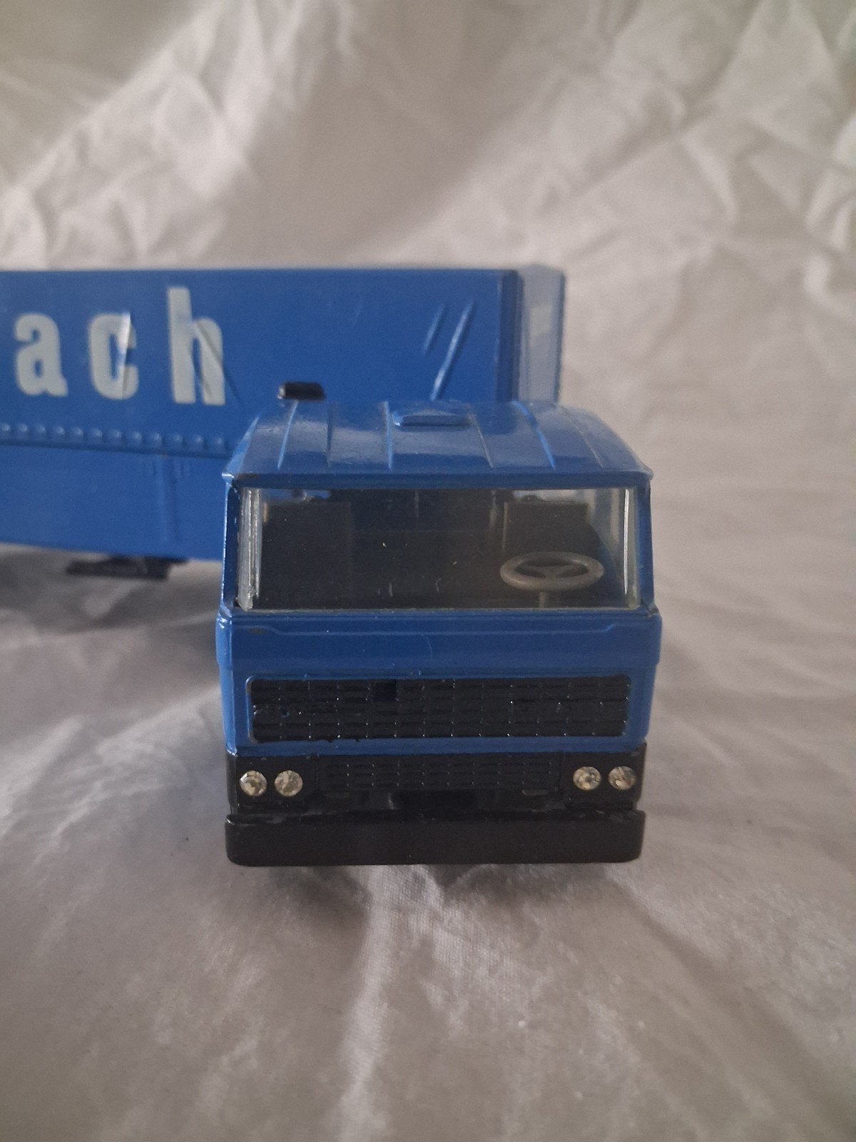 Gerlach vrachtwagen met oplegger - modelauto, Ophalen of Verzenden, Gebruikt, Bus of Vrachtwagen