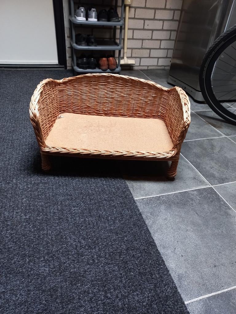 Rieten hondenmand, nette staat., Ophalen, Riet