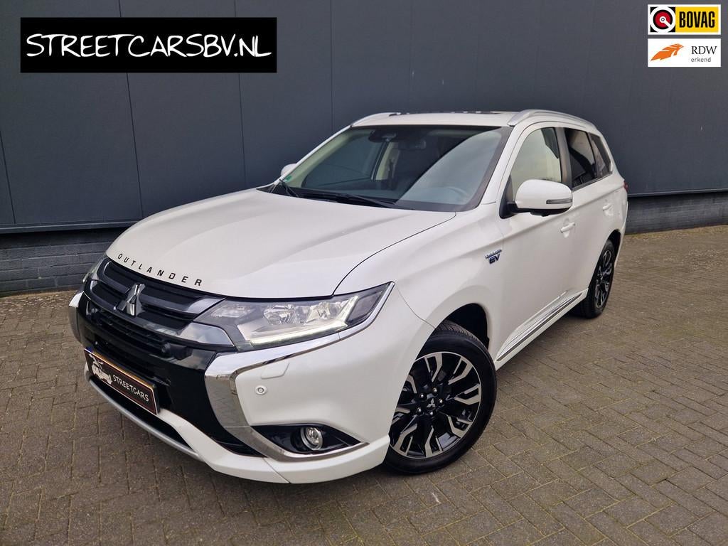 Mitsubishi Outlander 2.0 PHEV Premium, Auto's, Mitsubishi, Bedrijf, Te koop, Outlander, 4x4, ABS, Achteruitrijcamera, Airbags
