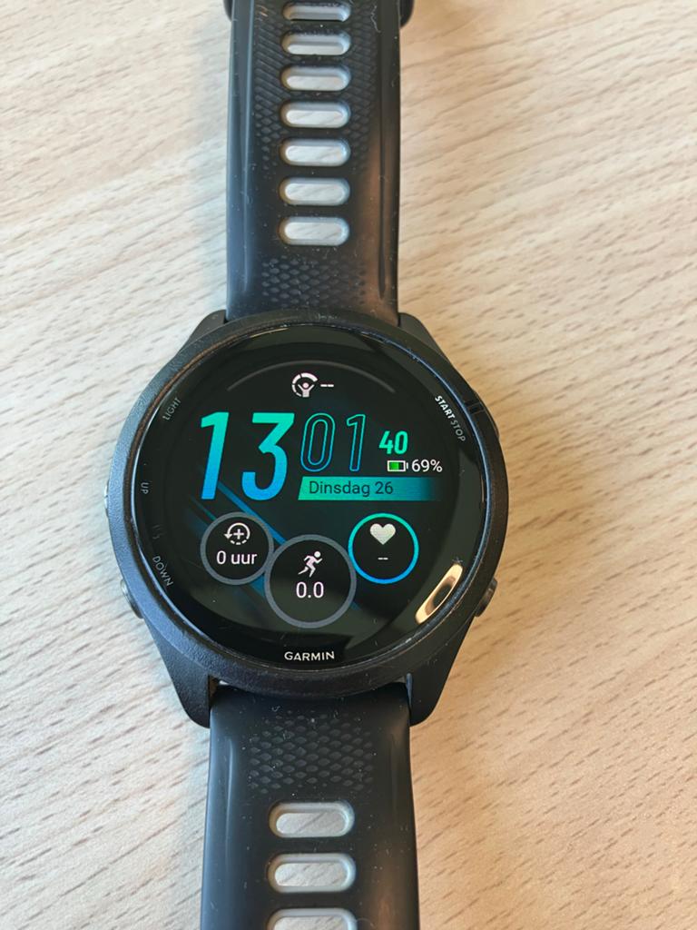 Garmin Forerunner 265 incl. USB-C-oplaadkabel, Sieraden, Tassen en Uiterlijk, Sporthorloges, Gebruikt, Zwart, Ophalen of Verzenden