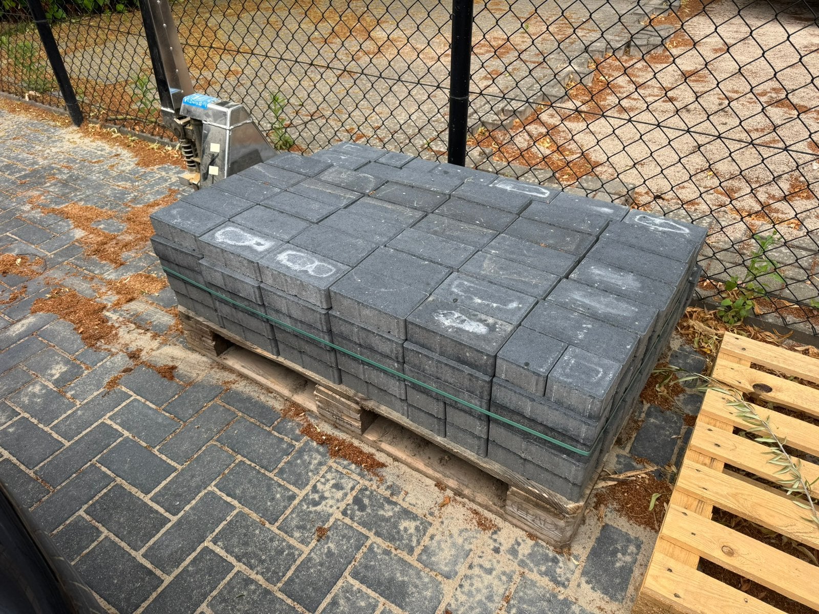 Straatstenen / klinkers nieuw antraciet 200 stuks, Ophalen, Klinkers, Nieuw, Minder dan 5 m²