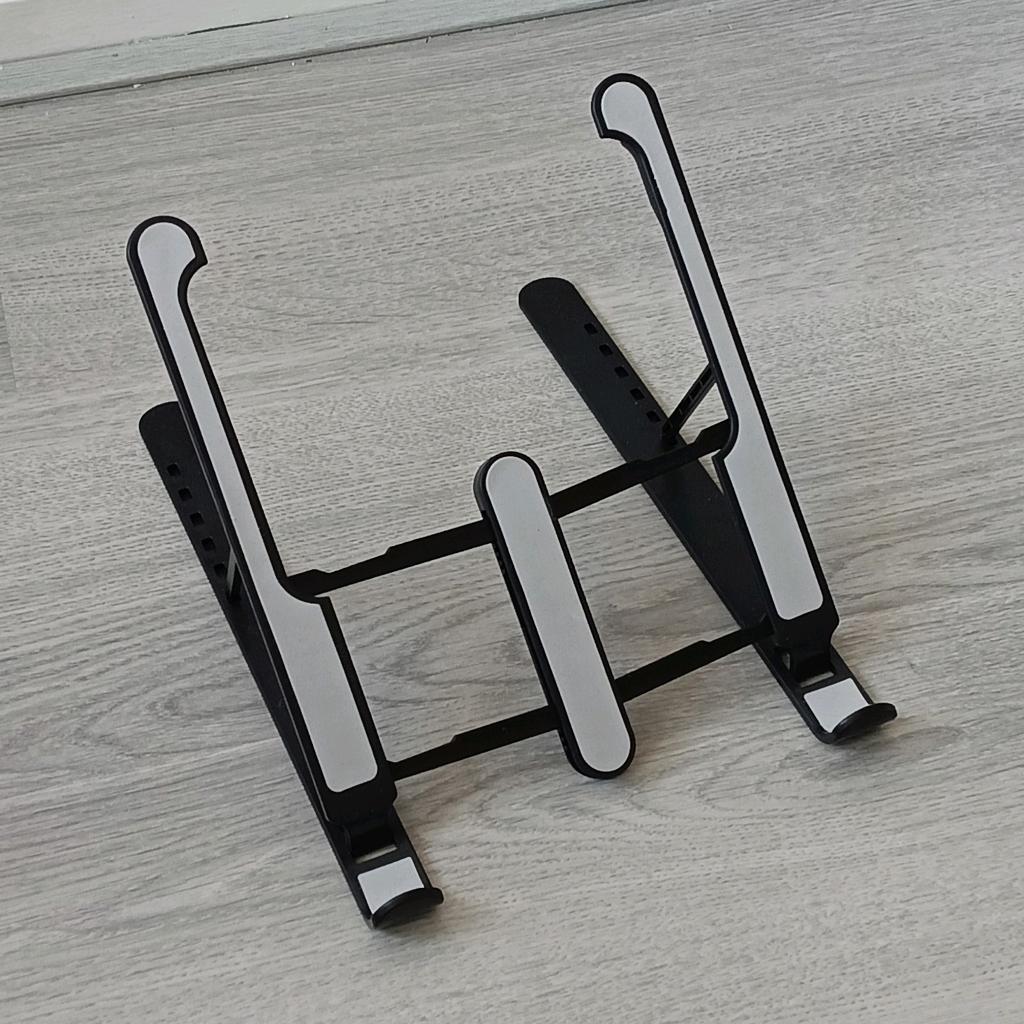 Laptop stand plastic opvouwbaar, Ophalen of Verzenden, Zo goed als nieuw