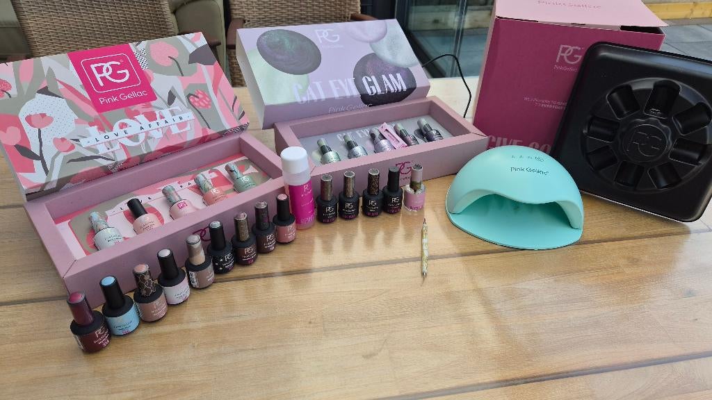 Pink Gellac complete set - bijna nieuw + veel extra kleuren, Overige kleuren, Ophalen of Verzenden, Zo goed als nieuw, Handen en Nagels