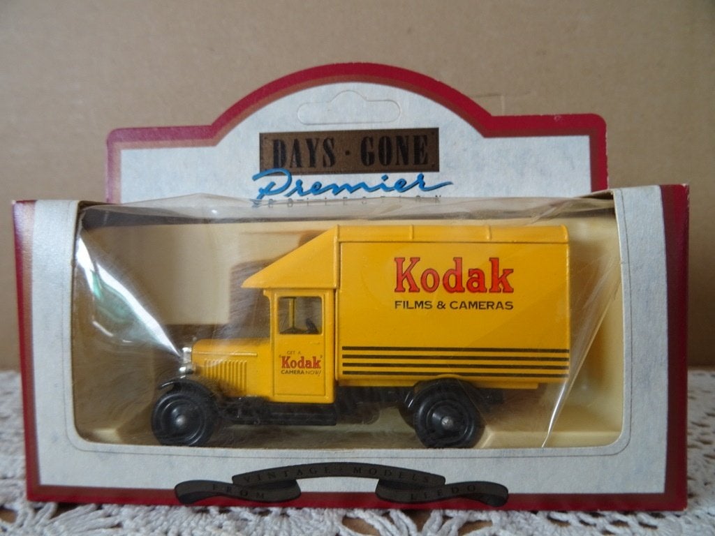 Days Gone DG 52 modelauto 1935 Morris Parcels Van Kodak, Overige merken, Auto, Ophalen of Verzenden, Zo goed als nieuw