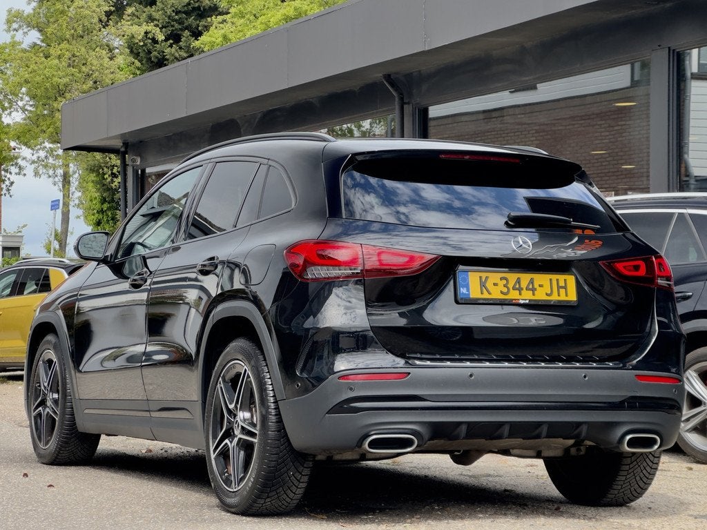 Mercedes-Benz GLA 200 AUT7 AMG SOLUTION 105D.KM LEDER NAVI C, Auto's, Mercedes-Benz, Zwart, Origineel Nederlands, 75 €/maand, 165 pk