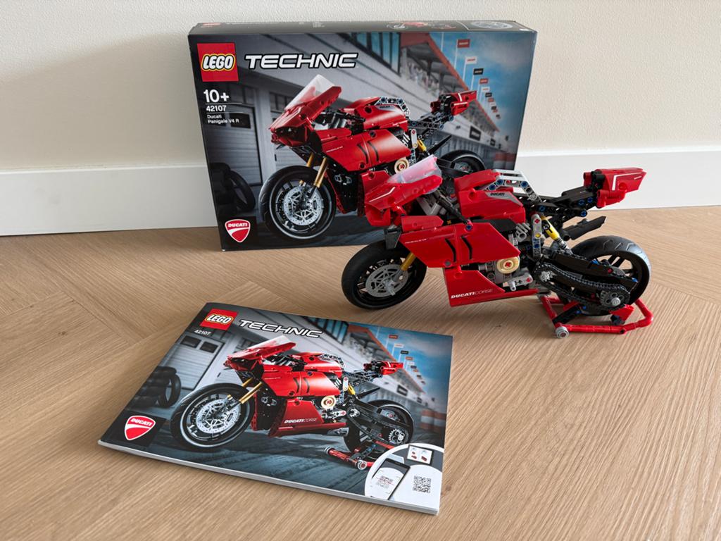 LEGO Technic Ducati Panigale V4 R (42107) - Z.G.A.N., Ophalen of Verzenden, Zo goed als nieuw, Overige merken