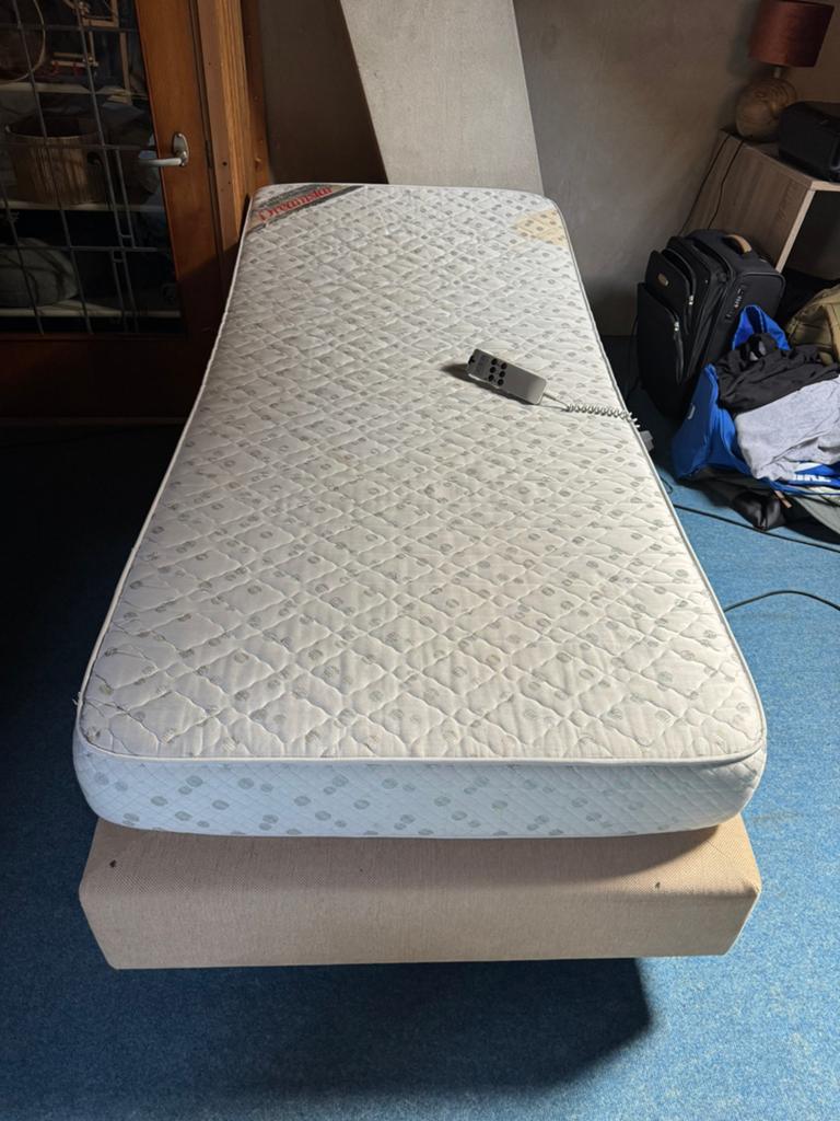Eastborn elektrische boxspring, Ophalen, Gebruikt, Tweepersoons, 180 cm