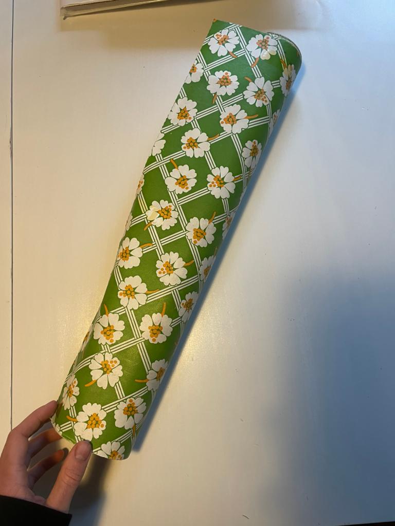Vintage kleefplastic. Lutetia - jaren 60, Huis en Inrichting, Ophalen of Verzenden, Minder dan 10 m²