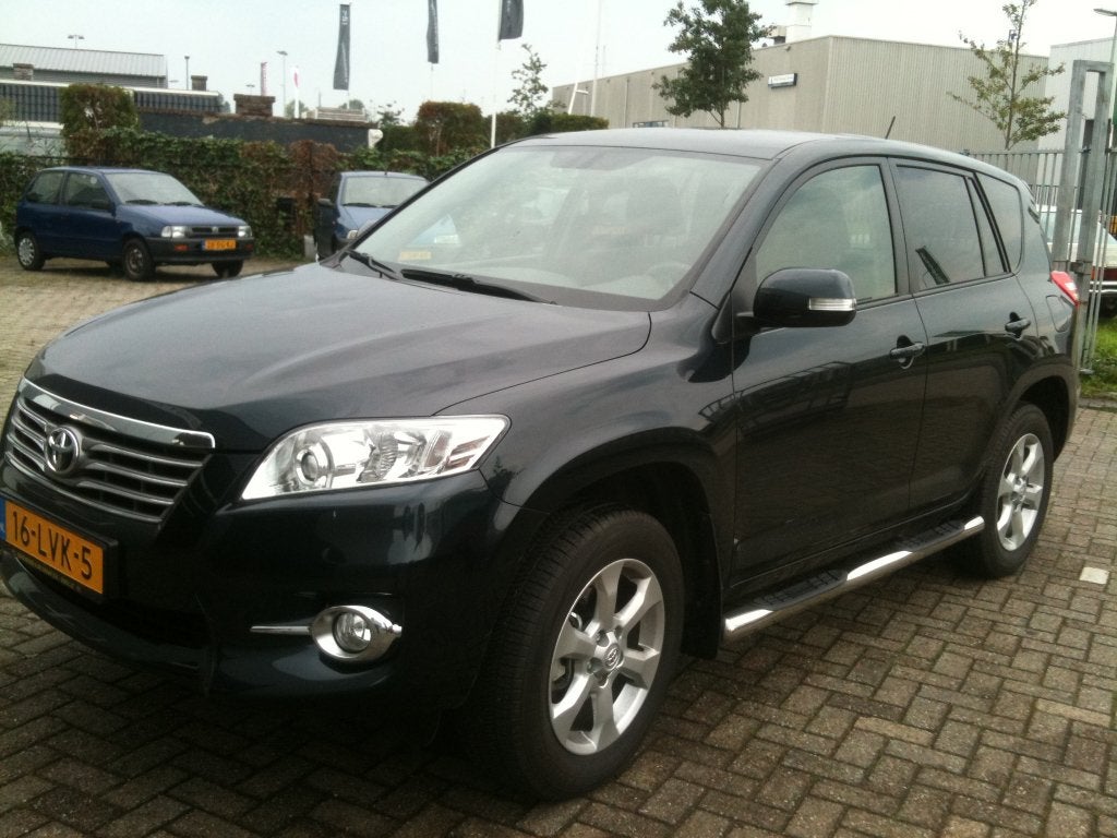Toyota RAV4 2006-2010 Sidebars Sidesteps 70 mm met steps, Niet ingevuld, Niet ingevuld, Niet ingevuld
