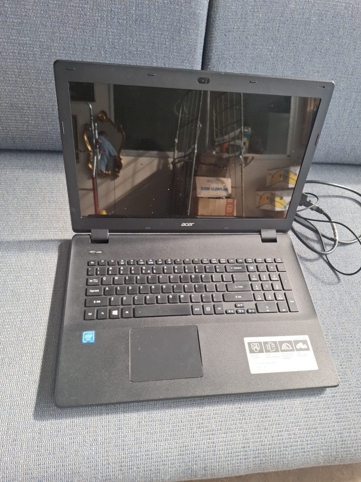 Acer Aspire ES 17 Laptop, Verzenden