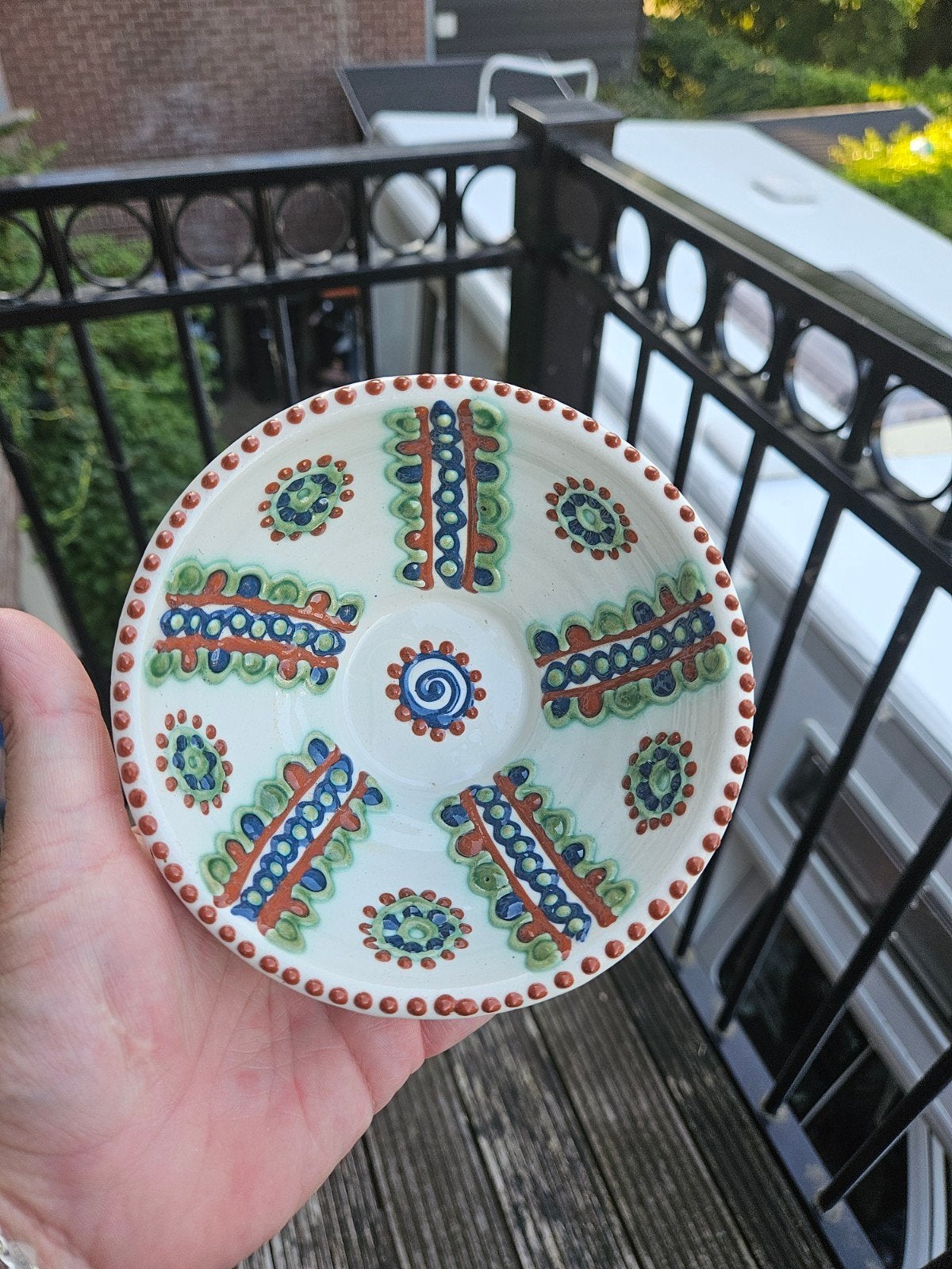 Terracotta geglazuurd schaaltje met merkje, Ophalen of Verzenden