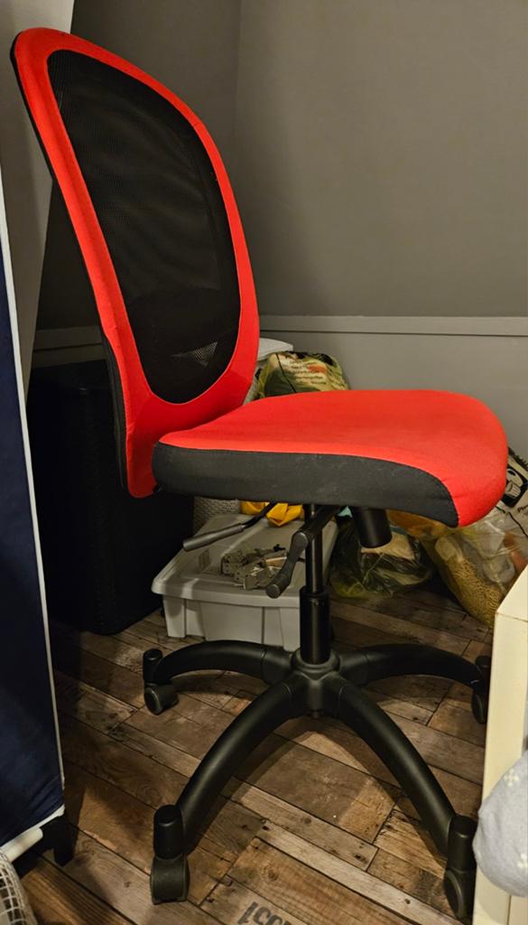 Gamestoel bureau stoel, Huis en Inrichting, Bureaustoelen, Gebruikt, Zwart, Ophalen