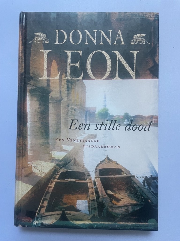 Een stille dood - Donna Leon, Boeken, Verzenden, Gelezen, Amerika