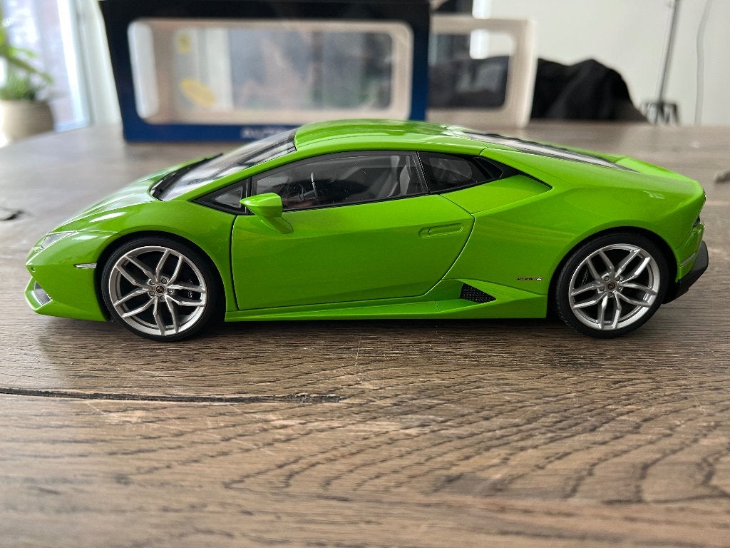 AUTOart (1:18) Lamborghini Huracan LP610-4 - Verde Mantis, Verzenden, Zo goed als nieuw, Autoart