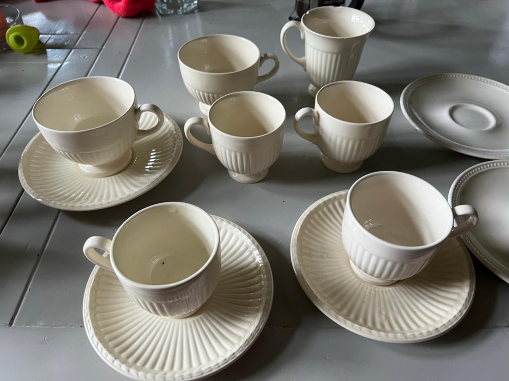 Wedgwood Windsor en Etruria & Barlaston schotels en kopje, Ophalen