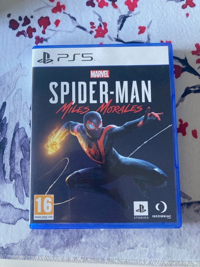 Spiderman: Miles Morales - PS5, 1 speler, Ophalen of Verzenden, Zo goed als nieuw, Vanaf 16 jaar