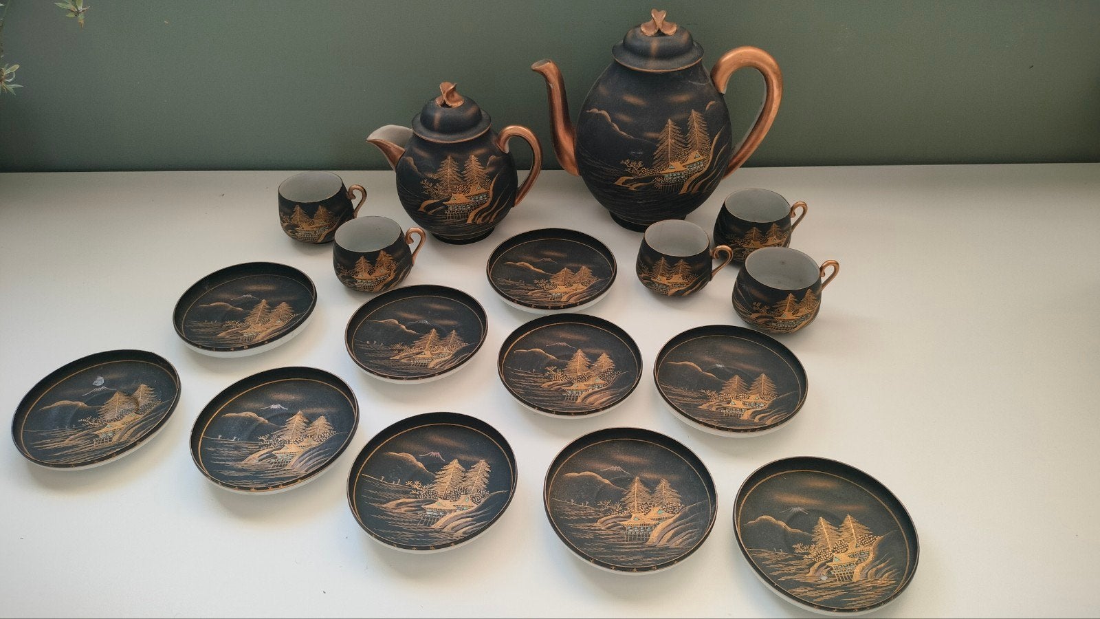 17-delig antiek servies, Kutani, Satsuma, Japan, zwart, dun, Ophalen of Verzenden
