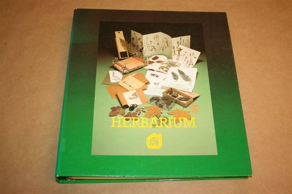 Map - Herbarium - Gezellig thuis club, Boeken, Ophalen of Verzenden, Gelezen, Overige onderwerpen