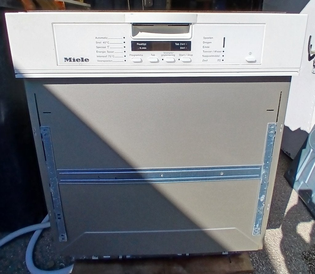 MIELE inbouw vaatwasser, Witgoed en Apparatuur, Vaatwasmachines, Ophalen, Gebruikt, Minder dan 85 cm, Minder dan 10 liter