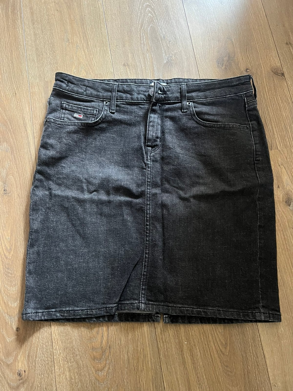 Nieuwe spijkerrok van Tommy Hilfinger maat 29, Maat 38/40 (M), Zwart, Nieuw, Ophalen of Verzenden