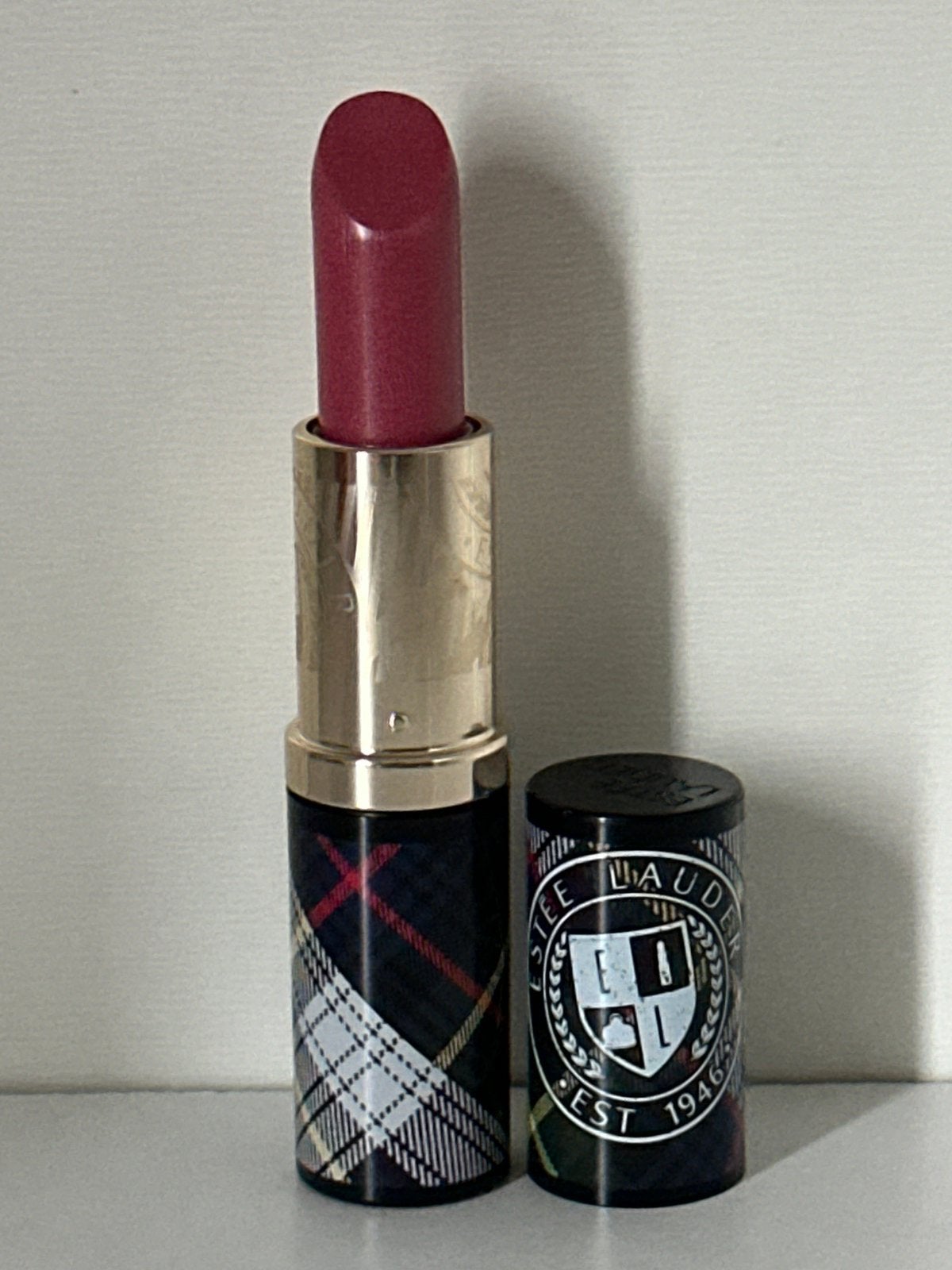 Estee Lauder Limited Edition Lipstick #Independent#, Sieraden, Tassen en Uiterlijk, Ophalen of Verzenden, Nieuw, Lippen, Make-up