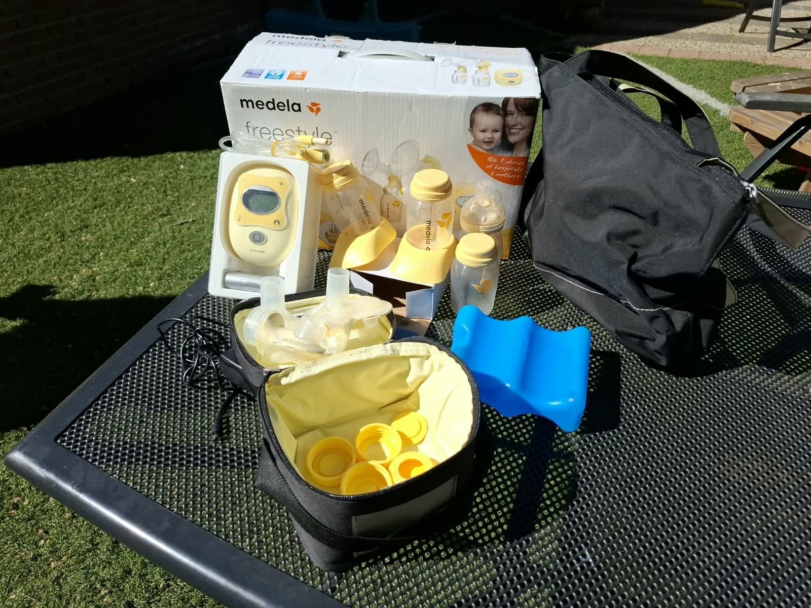 Medela Freestyle dubbele kolf, Ophalen, Medela, Borstkolf, Zo goed als nieuw